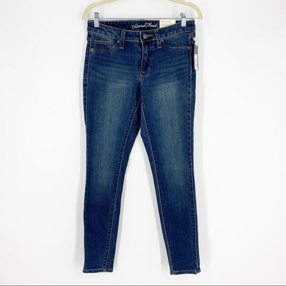 Universal Thread Mid Rise Jegging Dark Wash Size 2 NWT - Picture 2 of 9